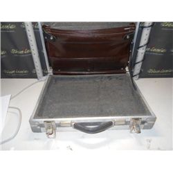 BRIEFCASE