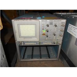 TEKTRONIX 7104 OSCILLOSCOPE (print sequence:) 56024 S541857