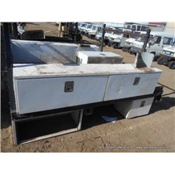 DIAMOND PLATE BED WITH WEATHER GUARD TOOL BOX