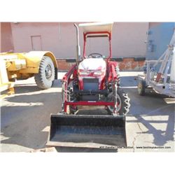 NORTON NT 254 TRACTOR 4x4 WITH GREAT BEND BUCKET 101 HOURS, S/N: 03-00282, MODEL 220 (print sequence
