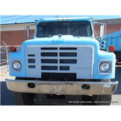 1987 INTERNATIONAL 1954 TRACTOR ~ 53,478 MILES VIN: IHTLLTVR6HHA22438, TANDEM, 6X6, 7.6L L6 DIESEL 1