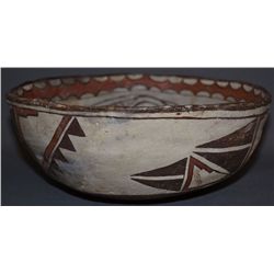 ZUNI POTTERY BOWL