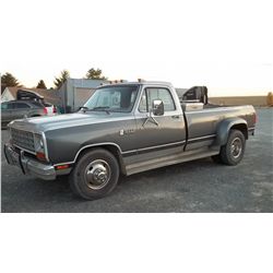 1985 Dodge 350 Royal ES Ton Truck