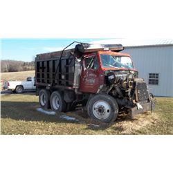 1983 IH F2375 Dump Truck (WRECKED)