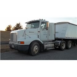 1996 IH 9200 Truck