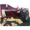 Image 1 : 1965 IH 806 Farm Tractor