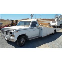 1980 Ford F350 Car Hauler