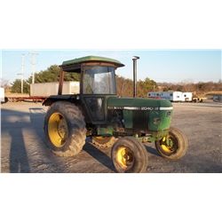 John Deere 2040 Farm Tractor
