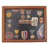 Image 1 : A COLLECTION OF AMERICAN MEDALS AND PATCHES