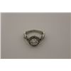 Image 4 : ONE LADIES 19KT WHITE GOLD DIAMOND ENGAGEMENT RING. MADE IN A ROUND SHAPED HALO CLUSTER AND