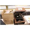 Image 1 : EDISON CYLINDER PHONOGRAPH PLUS 7 BOXES OF CYLINDER RECORDS