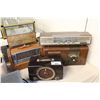 Image 1 : LOT OF 4 VINTAGE RADIOS