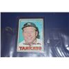 Image 2 : 1967 TOPPS BASEBALL INCL. #150 MICKEY MANTLE. 172 CARDS TOTAL