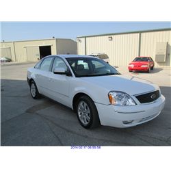 2005 - FORD FIVE HUNDRED   ***FINANCING AVAILABLE***