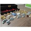 Image 2 : LOT 33 CERAMIC MINIATURE ANIMALS & JEWELRY BOX: