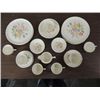 Image 2 : LOT 33 VINTAGE W.S. GEORGE CHINA: 8 DINNER PLATES,