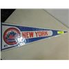 Image 1 : VINTAGE 30"L FELT PENNANT NEW YORK METS IN