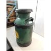 Image 2 : VINTAGE 10 GALLON MILK CAN PAINTED JOHN DEERE LOGO