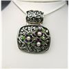 Image 2 : Fashionable Floral Pendant