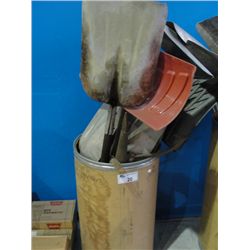 BARREL OF ASSORTED SHOVELS