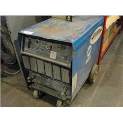 MILLER GOLD STAR 652 CC-DC ARC WELDER