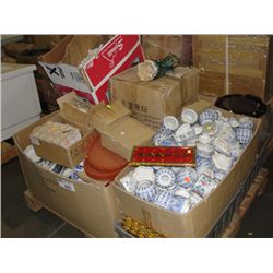 PALLET LOT OF ASSORTED ORIENTAL CERAMICS  AND DECORATIVE ITEMS