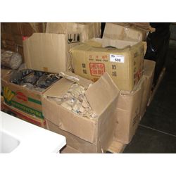 PALLET LOT OF ASSORTED ORIENTAL CERAMIC PIECES, FIGURINES AND DECORATIVE ITEMS