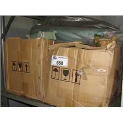 2 BOXES OF ORIENTAL CERAMIC WARES; BOXES, LIDDED TURKEY JAR ETC