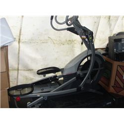 FREE MOTION ELLIPTICAL EXERCISE MACHINE - FOR PARTS