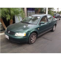 1999 VOLKSWAGEN PASSAT