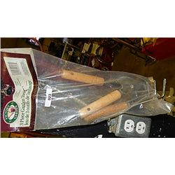 BAG OF NEW GARDEN TOOLS