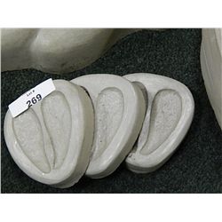 CONCRETE - HOOF PRINTS - SMALL - 3