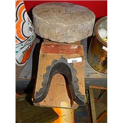 GRINDING STONE & BOOT REMOVER