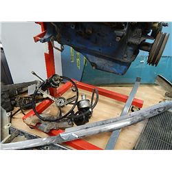 ENGINE STAND - RED - engine not included
