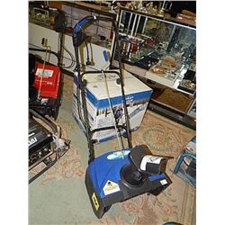 SNOW BLOWER - SNOW JOE - NEW - 18" - ELECTRIC