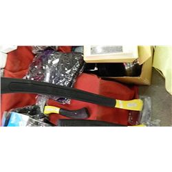 AXE - NEW - 3 ½LB - FIBER GLASS HANDLE