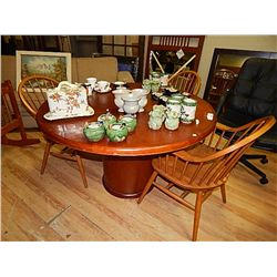 ROUND EXECUTIVE CONFERANCE TABLE - KRUG - SINGLE PEDESTAL