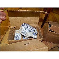 ORIENTAL TEA POT - 4 PER BOX - 1 BOX PER LOT = 4 POTS