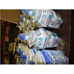 ORIENTAL GINGER JARS - 1 ROW PER LOT