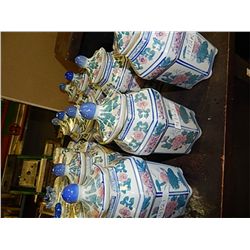 ORIENTAL GINGER JARS - 1 ROW PER LOT
