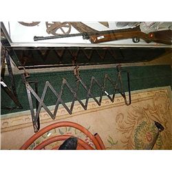 MODEL T LUGGAGE RACK