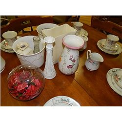 LOT OF COLLECTABLES & VASES - 9 PC TOTAL