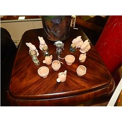 LOT OF SMALL TERRA COTA ORNAMENTS