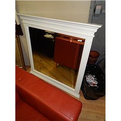 FRAMED MIRROR - WHITE