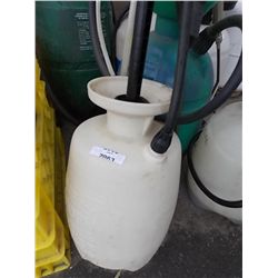 GARDEN SPRAYER - WHITE