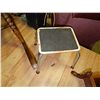 Image 1 : RETRO METAL STOOL