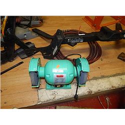 BENCH GRINDER - 6" - WORKING