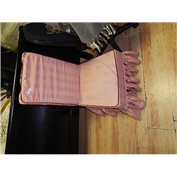 PICK CHAIR