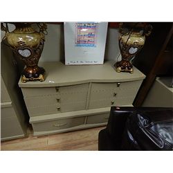 DRESSER - 6 DRAWER