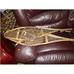 VINTAGE SNOWSHOES